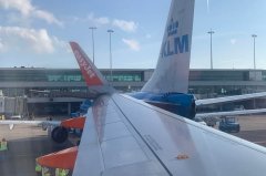 易捷航空客機與荷航客機發生剮蹭 航班延誤-青島空運