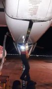 香料航空年僅23歲機(jī)務(wù)被起落架艙門夾住死亡-紐約國際快遞