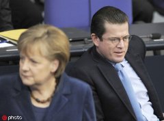 上海空運(yùn)公司-蔡英文被疑＂論文造假＂ 這些政客也因論文＂翻車＂