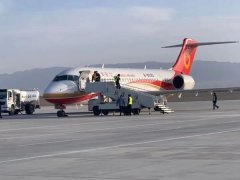 國際快遞拼箱價格-敦煌機場圓滿保障成都航空ARJ21-700型飛機訓練任務(wù)
