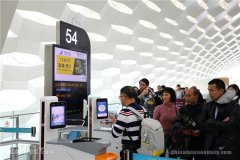 國際空運查詢-春運首日旅客體驗“刷臉”乘機:深圳機場越來越方便了