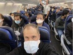 美國母親節航空客流量回升 社交距離恐難保障（附圖）
